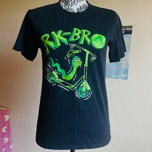 WWE RKBro Tshirt youth size L